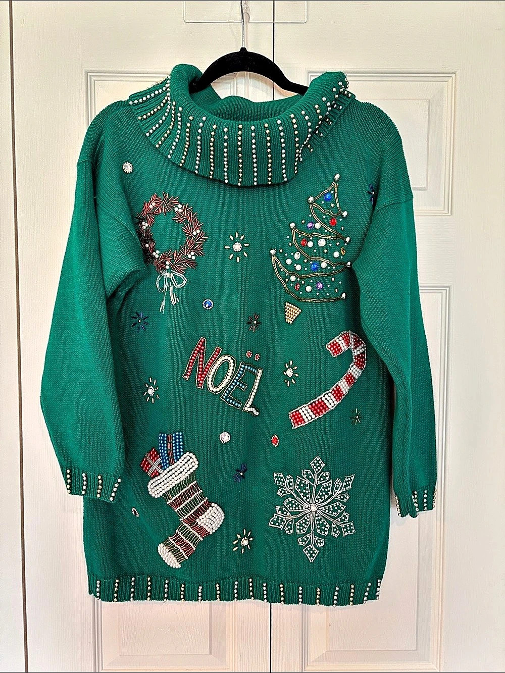 Victoria Jones beaded vintage Christmas Sweater in Green Size Large